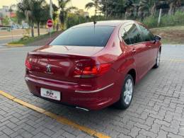 PEUGEOT - 408 - 2011/2012 - Vermelha - R$ 33.990,00