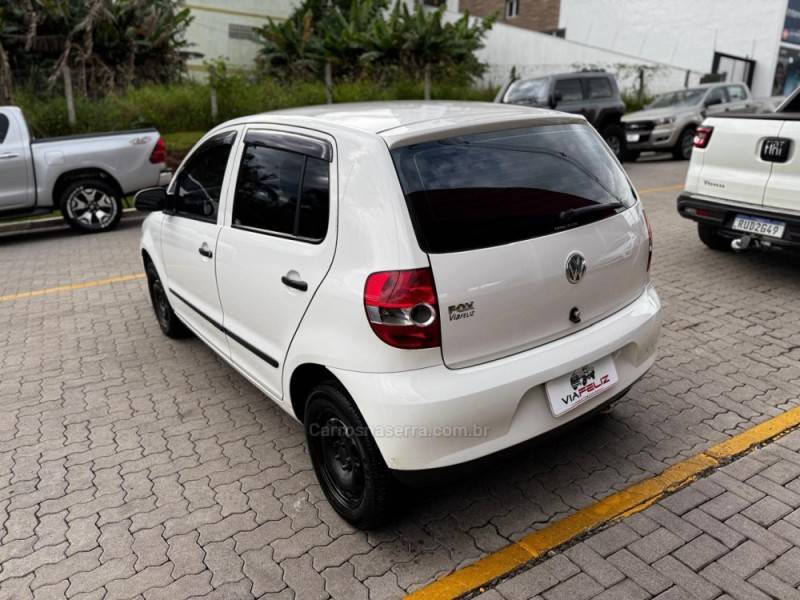 VOLKSWAGEN - FOX - 2007/2007 - Branca - R$ 20.990,00