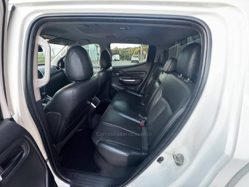 MITSUBISHI - L200 TRITON - 2022/2022 - Branca - R$ 204.990,00