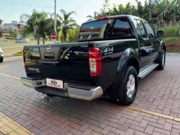 NISSAN - FRONTIER - 2015/2016 - Preta - R$ 109.990,00