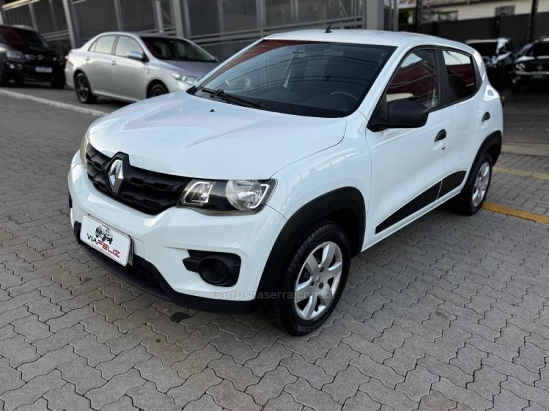 RENAULT - KWID - 2017/2018 - Branca - R$ 42.990,00