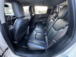 FIAT - TORO - 2018/2019 - Branca - R$ 110.990,00