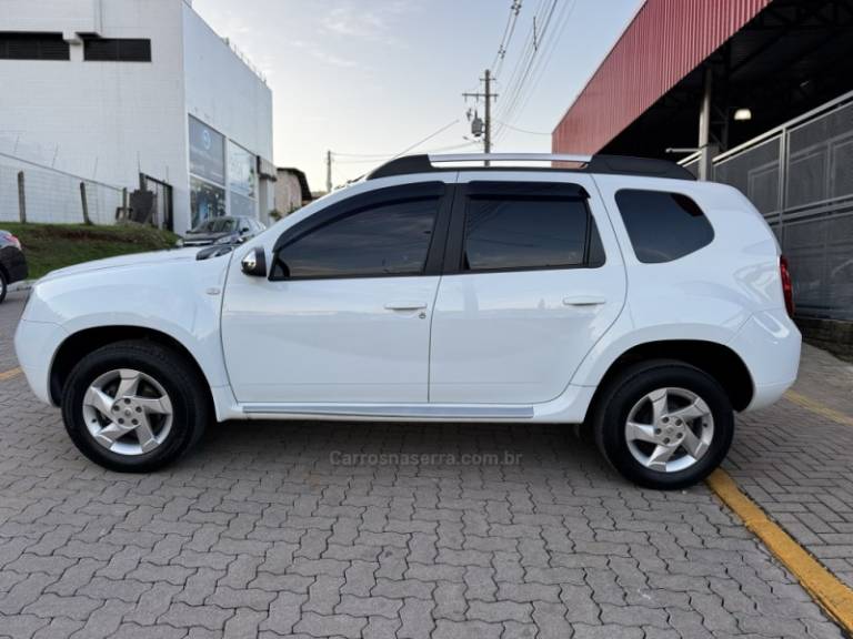 RENAULT - DUSTER - 2014/2015 - Branca - R$ 58.990,00