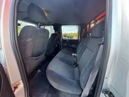 FORD - RANGER - 2010/2011 - Prata - R$ 64.990,00