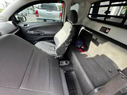 VOLKSWAGEN - SAVEIRO - 2012/2013 - Branca - R$ 55.990,00