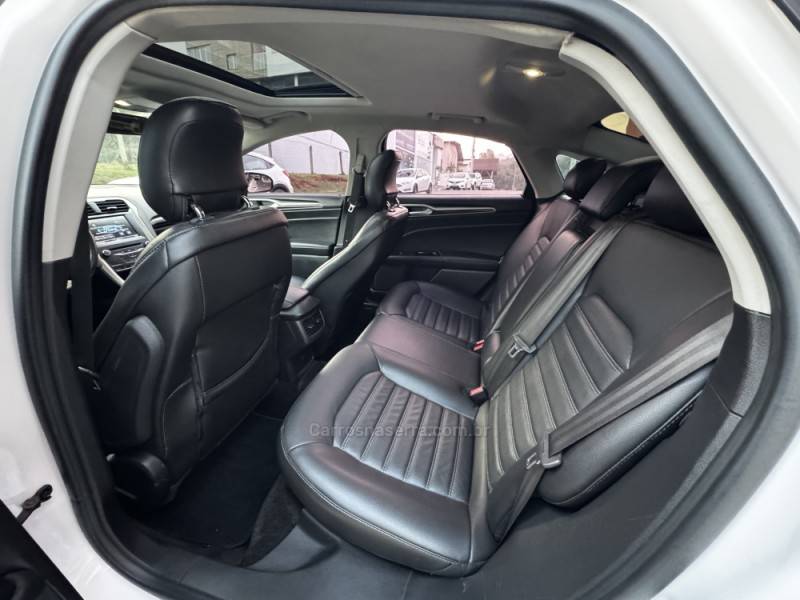 FORD - FUSION - 2014/2014 - Branca - R$ 79.990,00