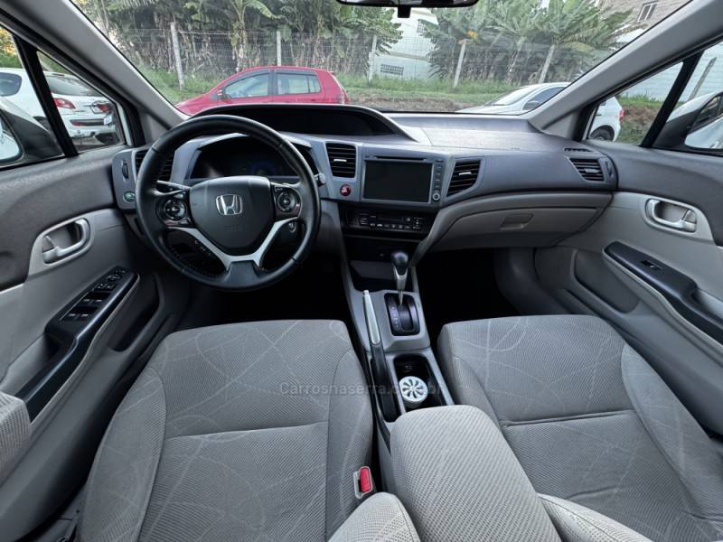 HONDA - CIVIC - 2014/2014 - Branca - R$ 73.990,00
