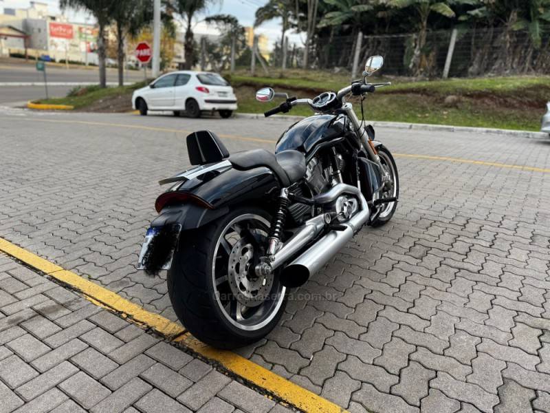 HARLEY-DAVIDSON - V-ROD MUSCLE - 2013/2013 - Preta - R$ 62.990,00