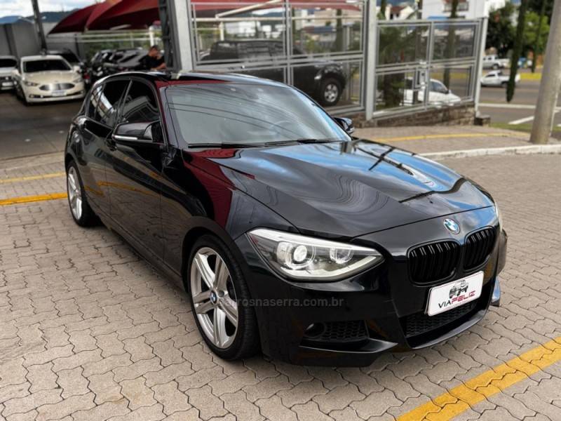 BMW - 125I - 2013/2014 - Preta - R$ 119.990,00