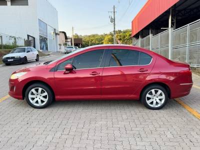 PEUGEOT - 408 - 2011/2012 - Vermelha - R$ 33.990,00