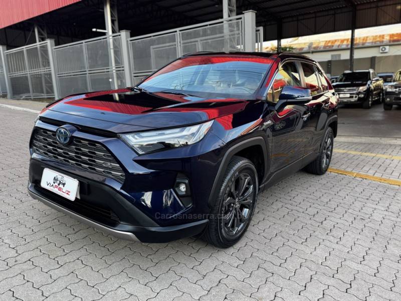TOYOTA - RAV4 - 2022/2022 - Azul - R$ 219.990,00
