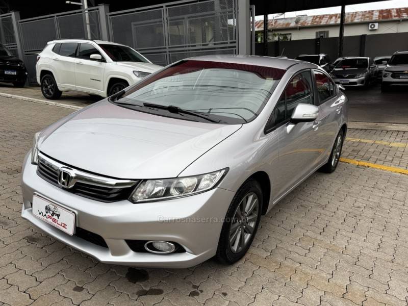 HONDA - CIVIC - 2014/2014 - Prata - R$ 78.990,00