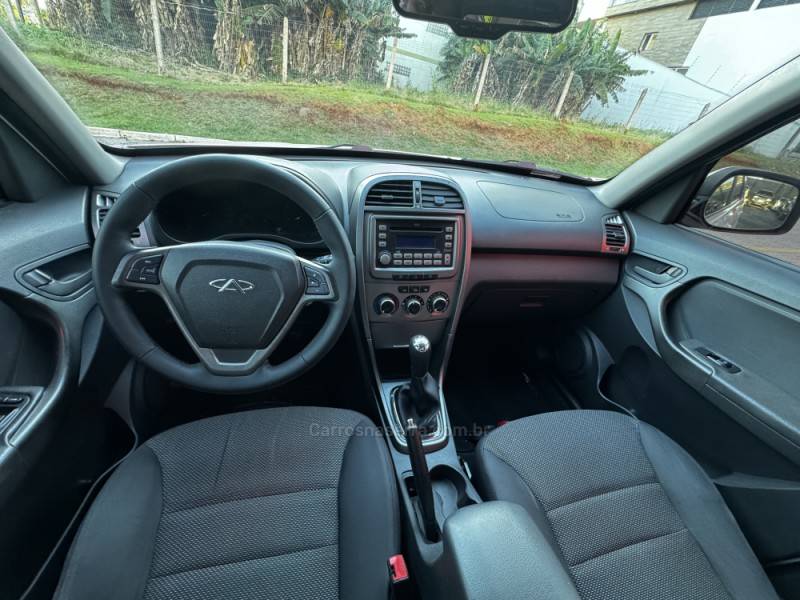 CHERY - TIGGO - 2014/2015 - Branca - R$ 42.990,00