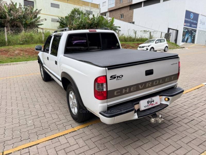 CHEVROLET - S10 - 2008/2008 - Branca - R$ 56.990,00