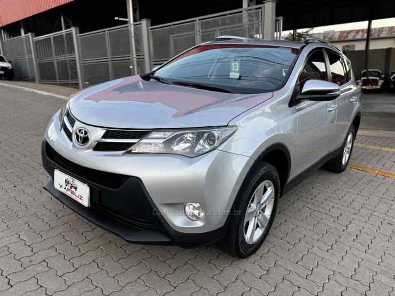 TOYOTA - RAV4 - 2013/2013 - Prata - R$ 84.990,00