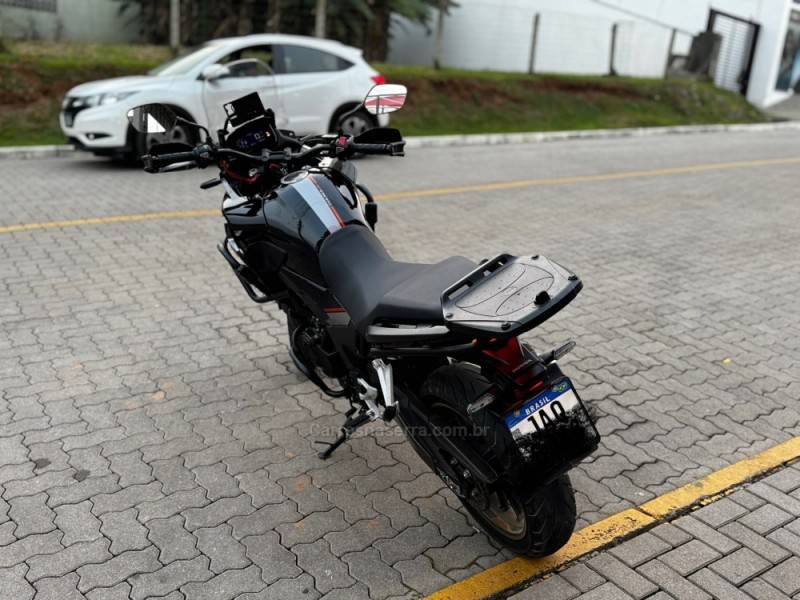 HONDA - CB 500 - 2021/2021 - Preta - R$ 44.990,00