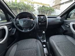 RENAULT - OROCH - 2017/2018 - Branca - R$ 74.990,00