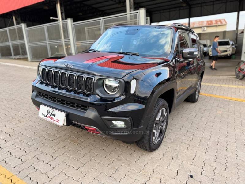 JEEP - RENEGADE - 2022/2023 - Preta - R$ 139.990,00