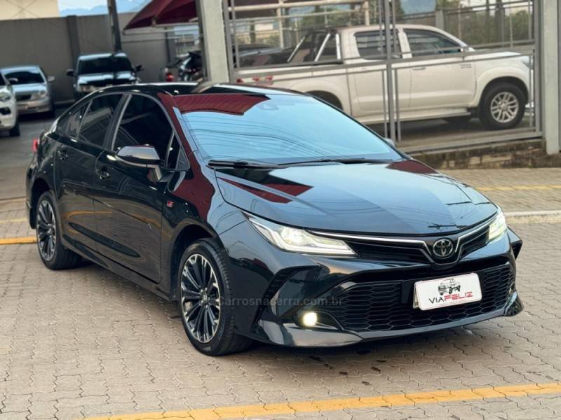 TOYOTA - COROLLA - 2021/2022 - Preta - R$ 144.990,00