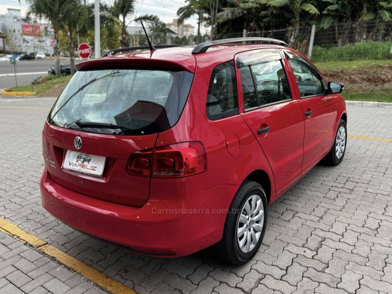 VOLKSWAGEN - SPACEFOX - 2011/2011 - Vermelha - R$ 38.990,00