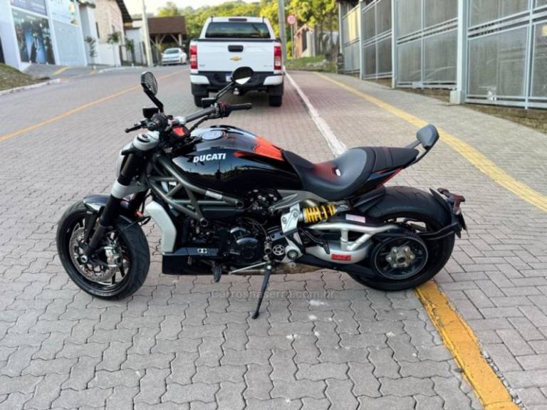 DUCATI - DIAVEL 1260 S - 2020/2020 - Preta - R$ 87.990,00