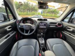 JEEP - RENEGADE - 2022/2023 - Preta - R$ 139.990,00