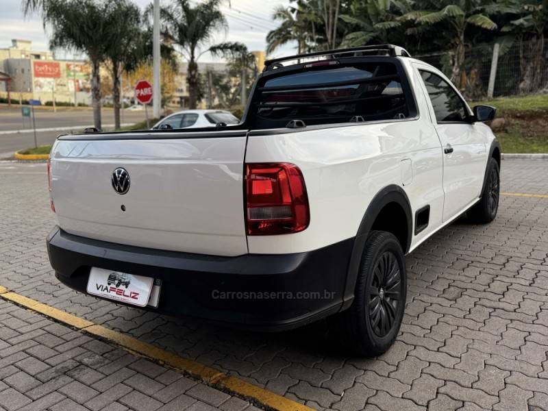 VOLKSWAGEN - SAVEIRO - 2021/2022 - Branca - R$ 64.990,00