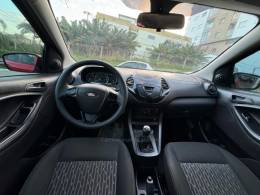 FORD - KA + - 2016/2016 - Vermelha - R$ 45.990,00