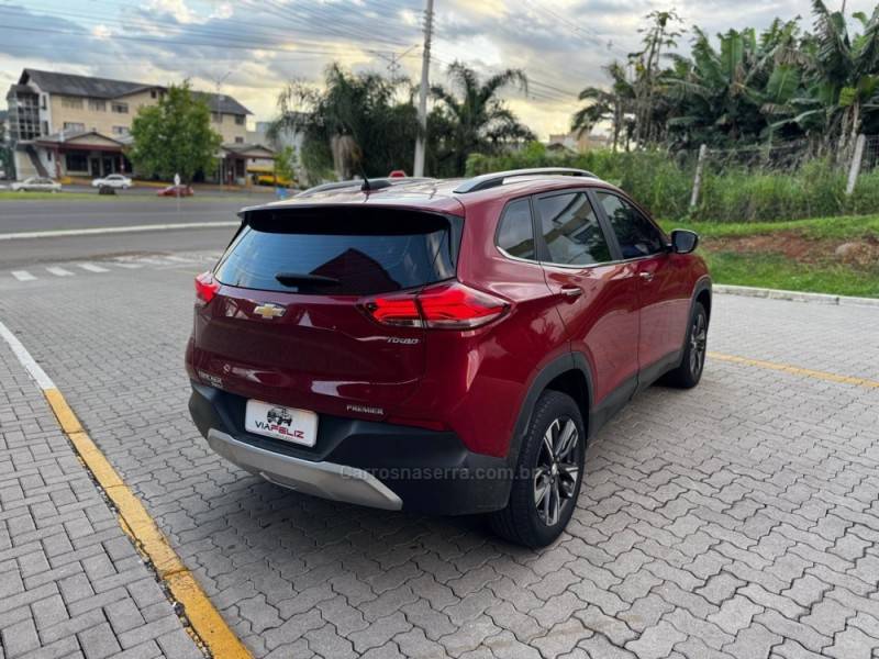 CHEVROLET - TRACKER - 2022/2022 - Vermelha - R$ 121.990,00