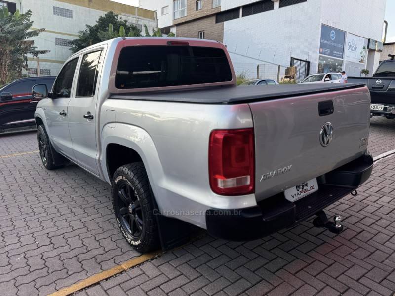 VOLKSWAGEN - AMAROK - 2015/2016 - Prata - R$ 91.990,00