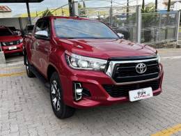 TOYOTA - HILUX - 2018/2019 - Vermelha - R$ 214.990,00