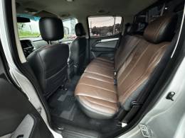 CHEVROLET - S10 - 2017/2018 - Prata - R$ 144.990,00