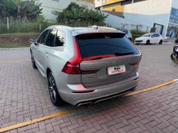 VOLVO - XC60 - 2017/2018 - Prata - R$ 184.990,00