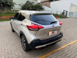 NISSAN - KICKS - 2019/2019 - Prata - R$ 95.990,00