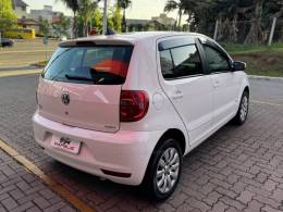 VOLKSWAGEN - FOX - 2013/2014 - Branca - R$ 43.990,00