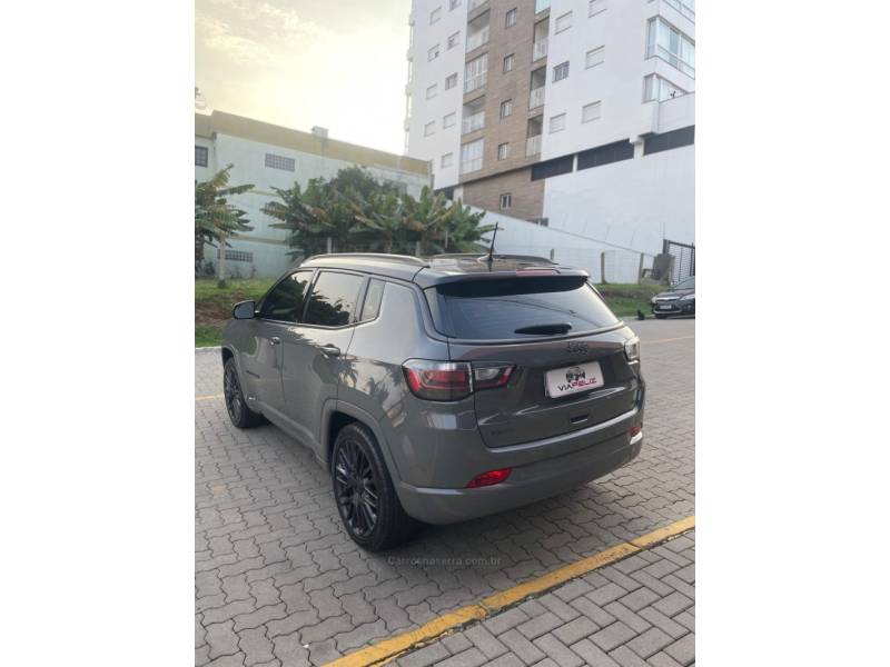 JEEP - COMPASS - 2021/2022 - Cinza - R$ 157.990,00