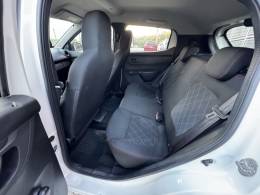 RENAULT - KWID - 2017/2018 - Branca - R$ 42.990,00