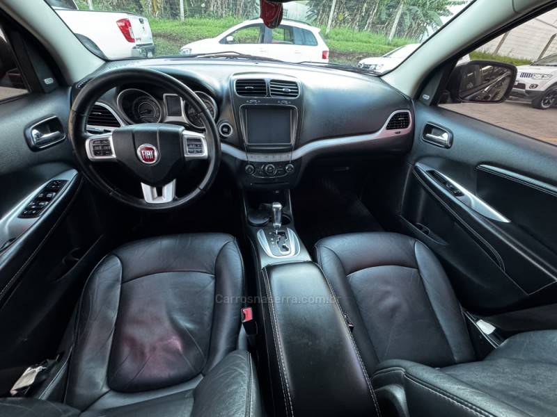 FIAT - FREEMONT - 2013/2014 - Preta - R$ 62.990,00