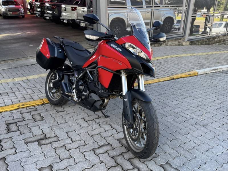 DUCATI - MULTISTRADA 950S - 2018/2018 - Vermelha - R$ 55.990,00