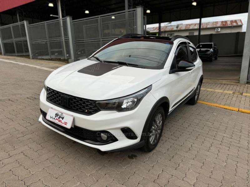 FIAT - ARGO - 2020/2021 - Branca - R$ 74.990,00