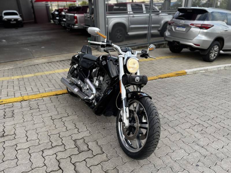 HARLEY-DAVIDSON - V-ROD MUSCLE - 2013/2013 - Preta - R$ 62.990,00