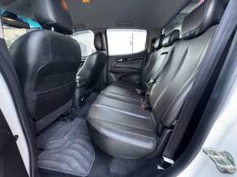 CHEVROLET - S10 - 2022/2023 - Branca - R$ 209.990,00