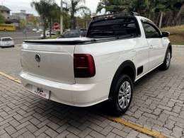 VOLKSWAGEN - SAVEIRO - 2021/2022 - Branca - R$ 65.990,00
