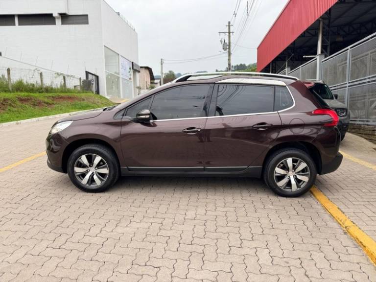 PEUGEOT - 2008 - 2017/2017 - Marrom - R$ 65.990,00