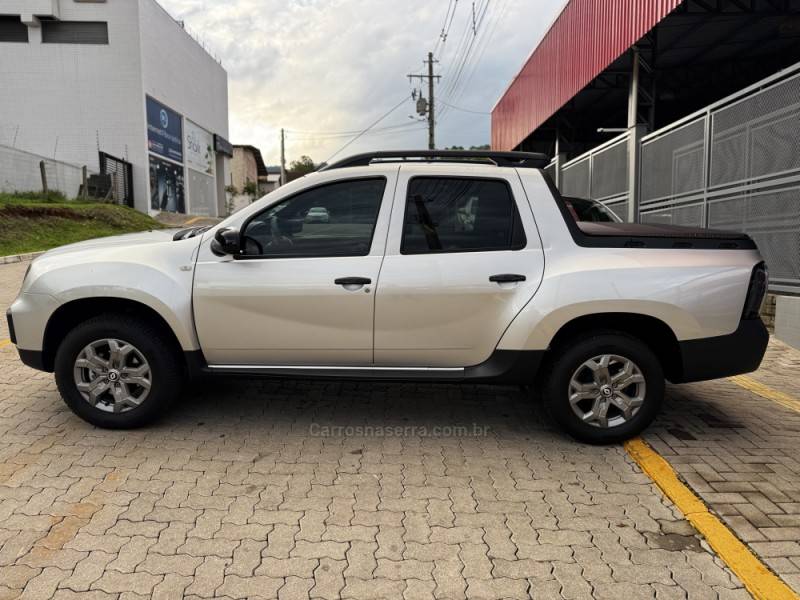 RENAULT - OROCH - 2022/2023 - Prata - R$ 94.990,00