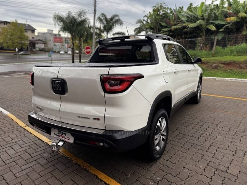 FIAT - TORO - 2018/2019 - Branca - R$ 108.990,00