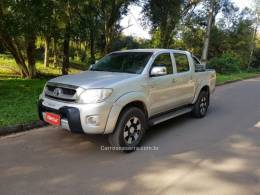 TOYOTA - HILUX - 2009/2010 - Prata - R$ 94.990,00