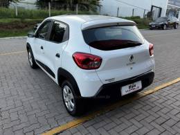 RENAULT - KWID - 2017/2018 - Branca - R$ 42.990,00