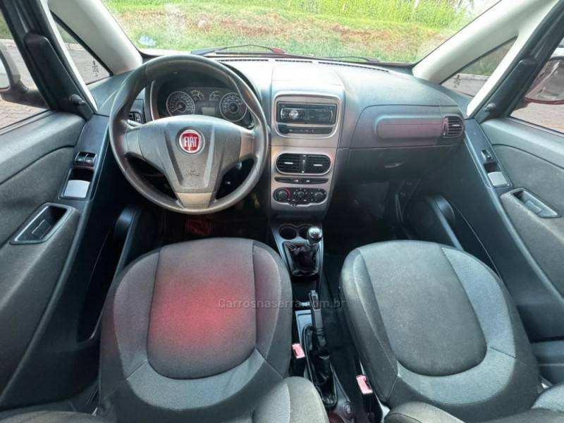 FIAT - IDEA - 2014/2015 - Prata - R$ 42.990,00