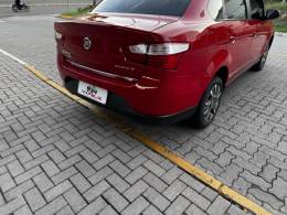 FIAT - GRAND SIENA - 2017/2018 - Vermelha - R$ 47.990,00